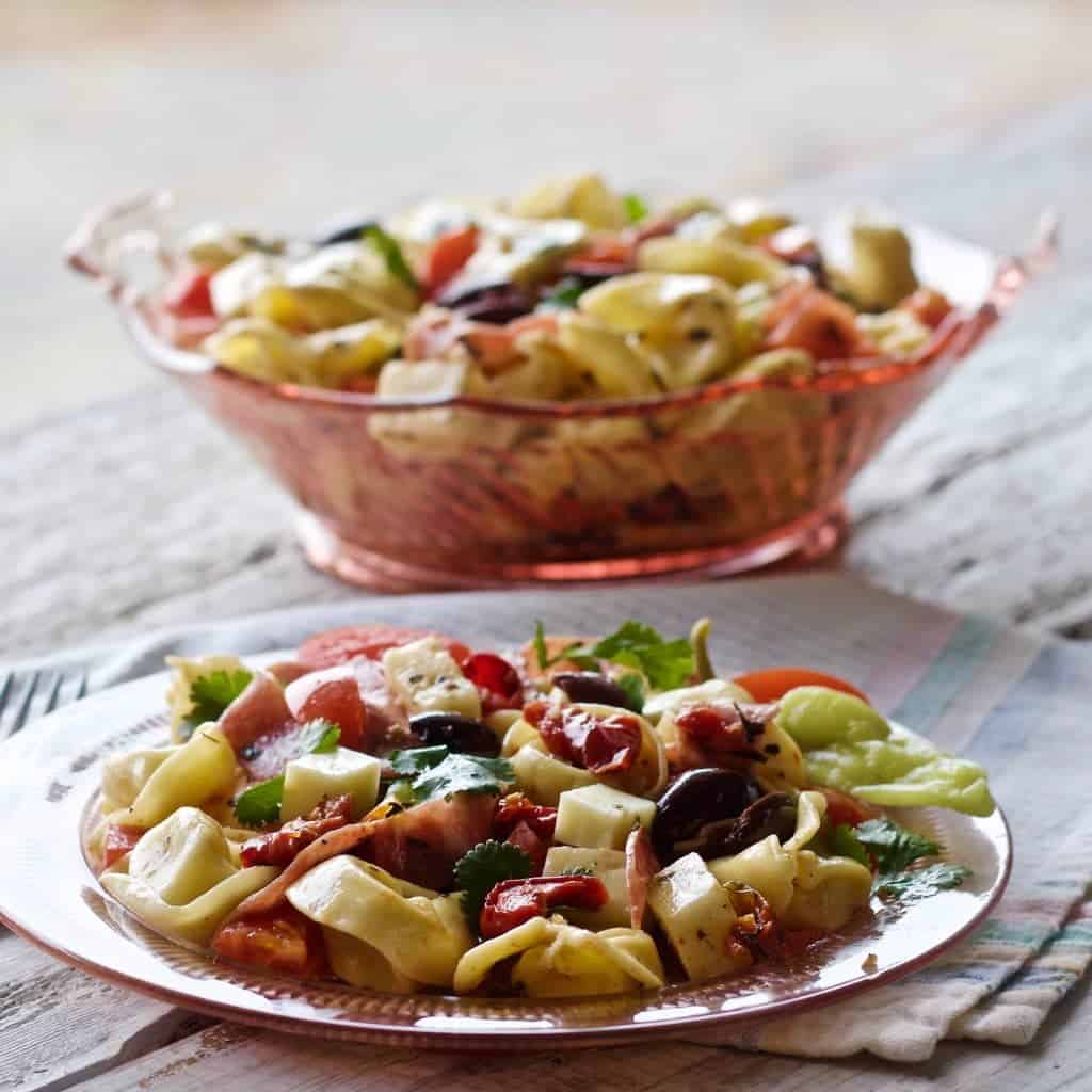 5 Cheese Tortellini Salad With Pepperoni 5 Tortellini Salad