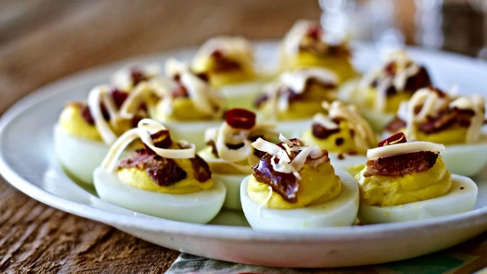 Pull Apart Bread &Amp; Cheesy Spinach Dip 4 Deviled Eggs With Bacon And Peppers And Dates