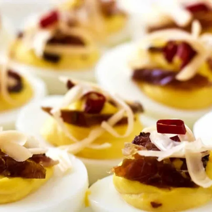 Deviled Eggs With Bacon