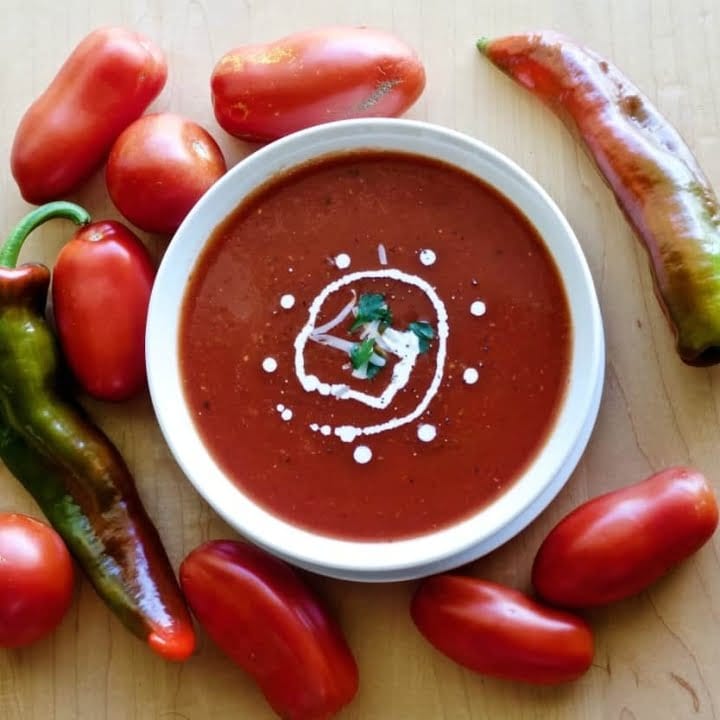 Roasted Pepper Tomato Soup with fresh peppers and tomatoes