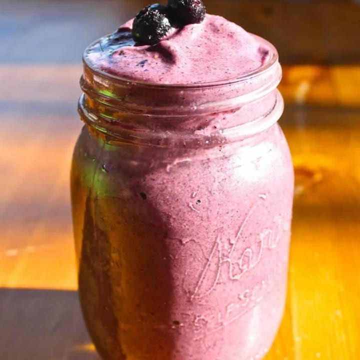 3 Berry Smoothie in a mason jar