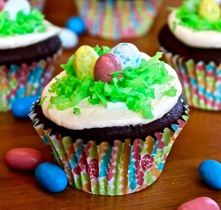 Easter Egg Cupcakes http://HomemadeFoodJunkie.com