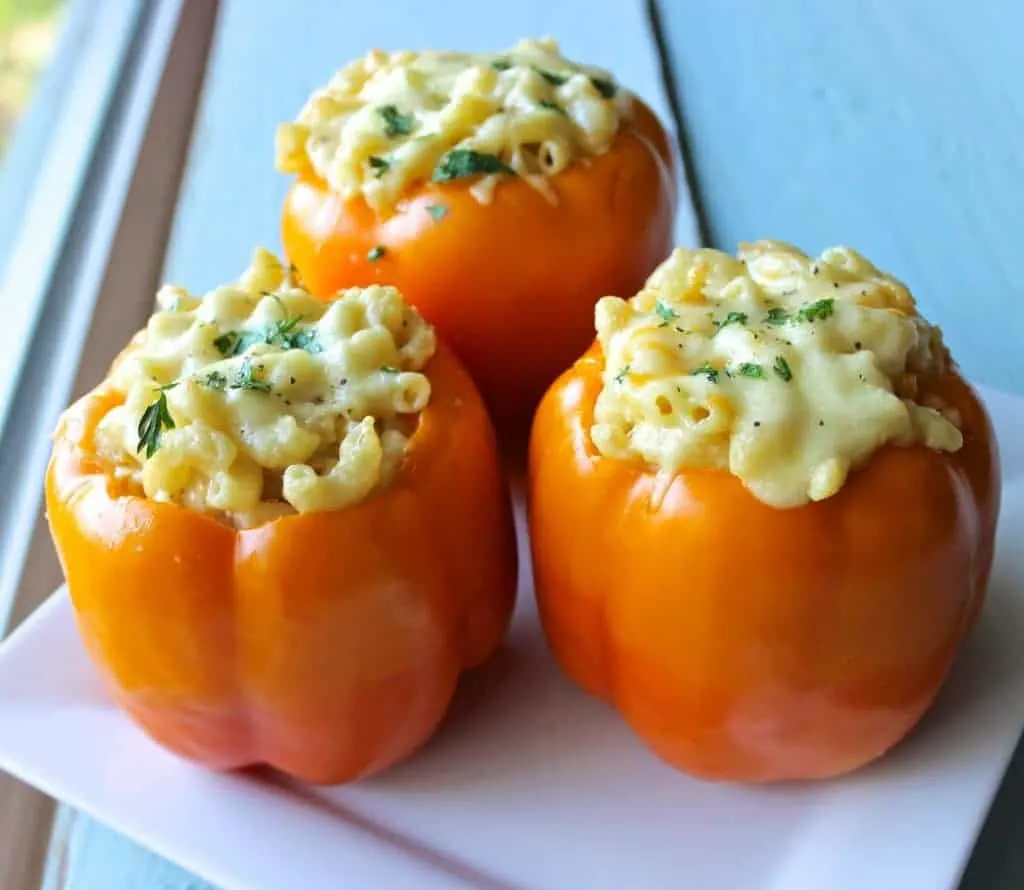 Delectable Pasta Stuffed Bell Peppers Filled With Mac And Cheese And Baked Chicken 