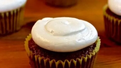 Gourmet Carrot Cake Cupcakes 4 Gourmet Carrot Cupcakes