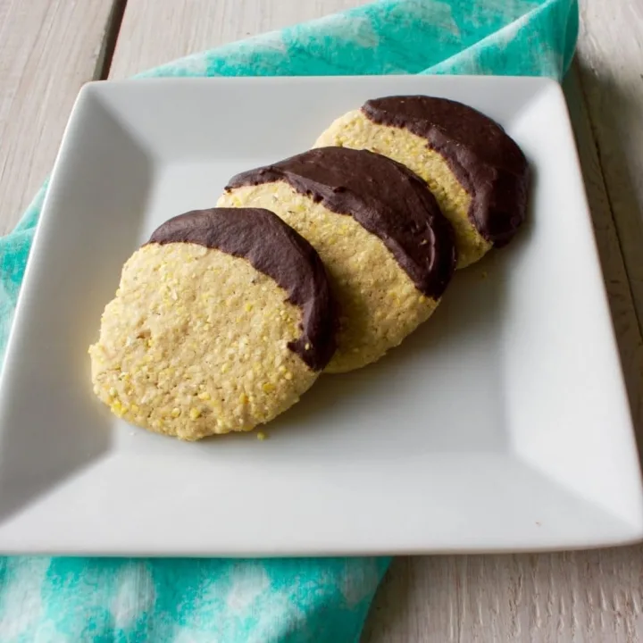 Crunchy Cornmeal Cookies