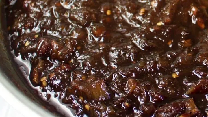 Sweet And Spicy Rhubarb Ginger Sauce 4 Gingery Rhubarb Sauce