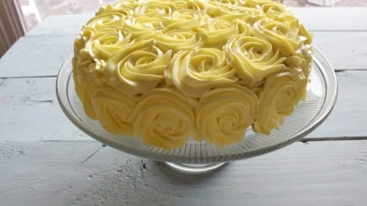 Lovely Lemon Rose Cake