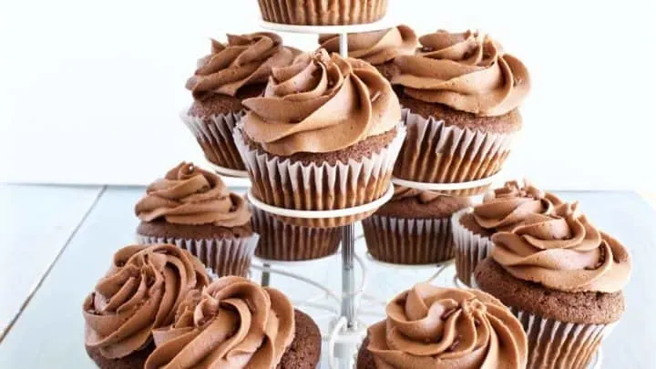 Chocolate Nutella Cupcakes 6 Chocolate Nutella Cupcakes