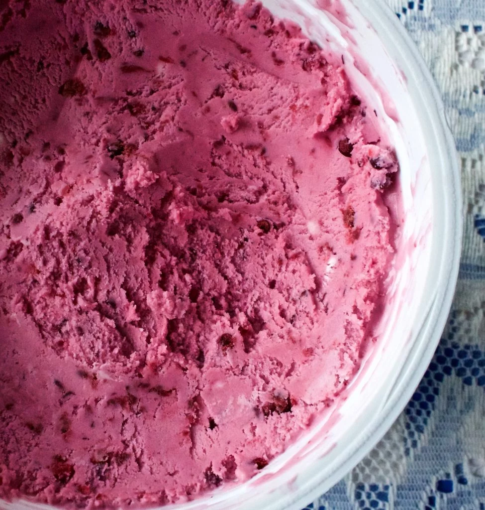 Blackberry Cheesecake Ice Cream