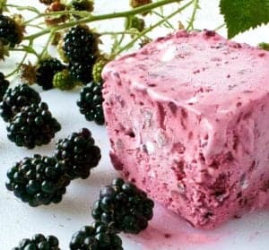Blackberry Cheesecake Ice Cream