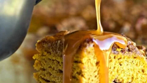 Pumpkin Coffee Cake With Caramel