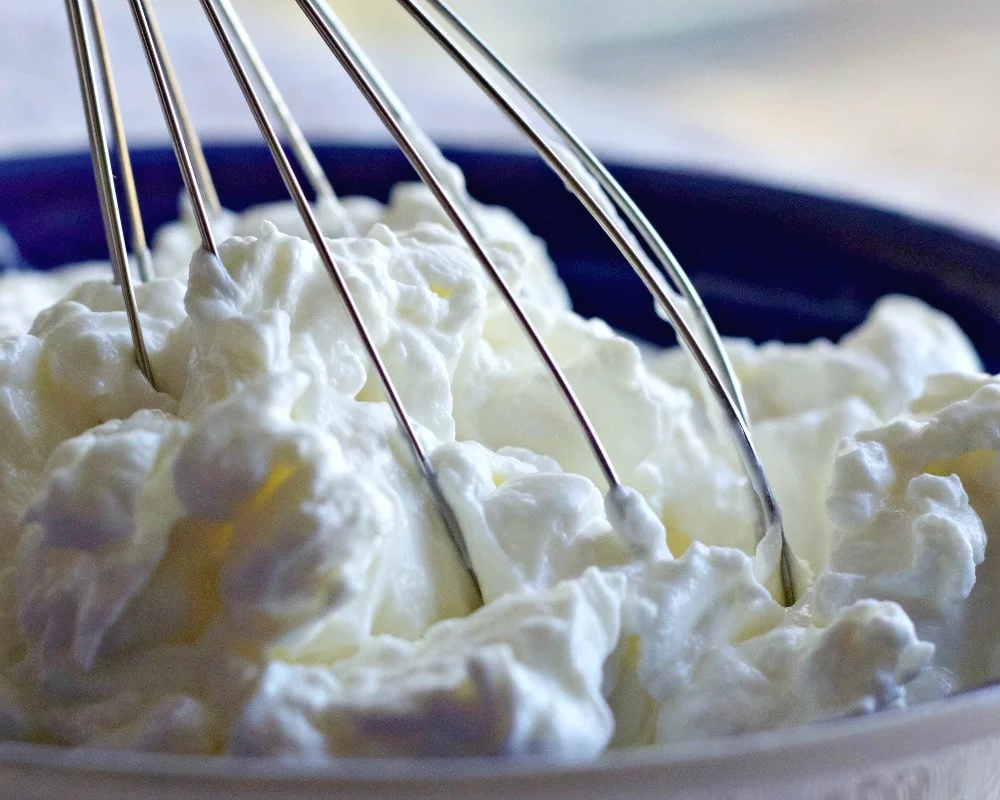 Homemade Greek Yogurt So Easy To Make And Saves You Half The Money Of Store Bought! Http://Homemadefoodjunkie.com