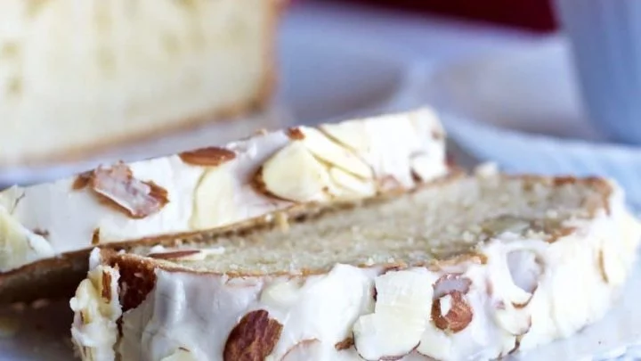 Lemon Almond Bread 4 Lemon Almond Bread