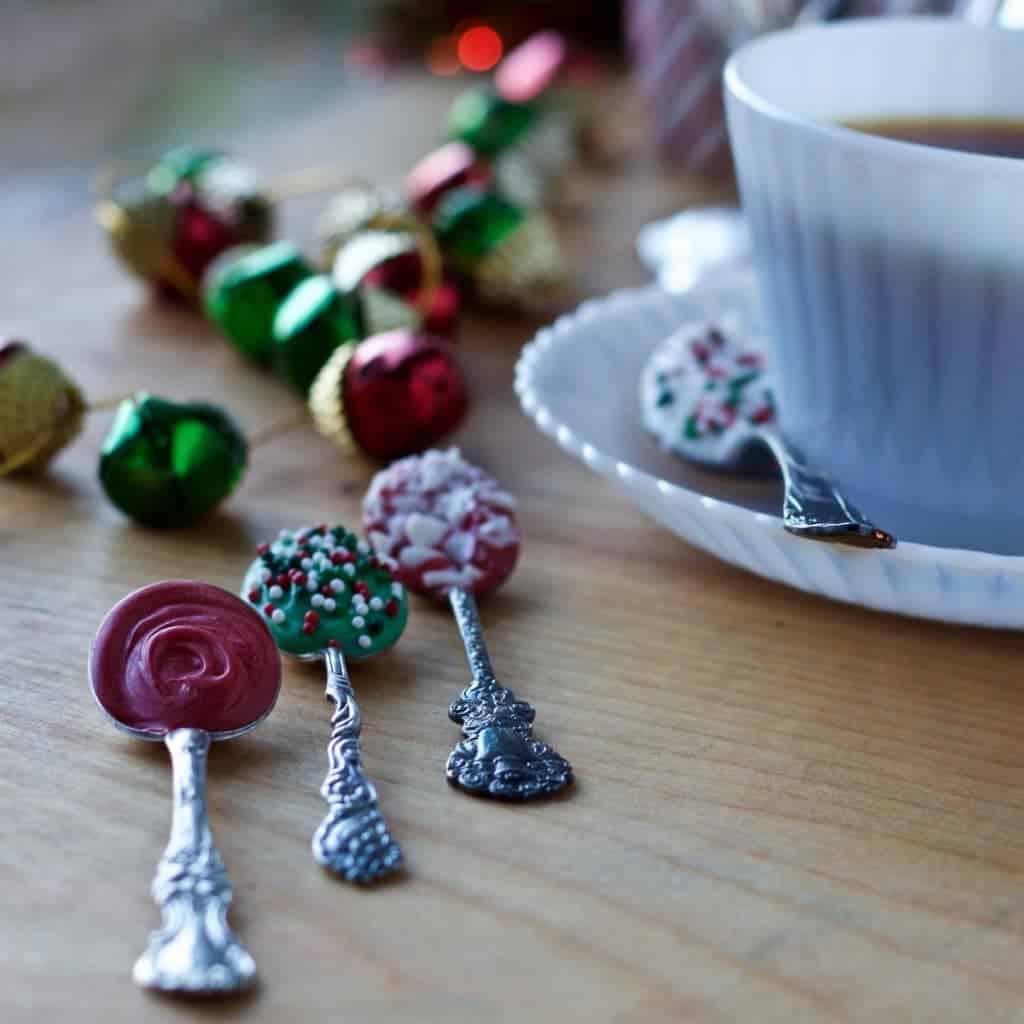 Candy Coated Spoons Cheer Up Your Hot Drinks, Add Life To A Party Table And Make Perfect Homemade Personal Gifts! Candy Coated Spoons Cheer Up Your Hot Drinks, Add Life To A Party Table And Make Perfect Homemade Personal Gifts!
