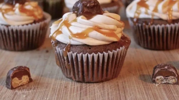 Twix Cupcakes