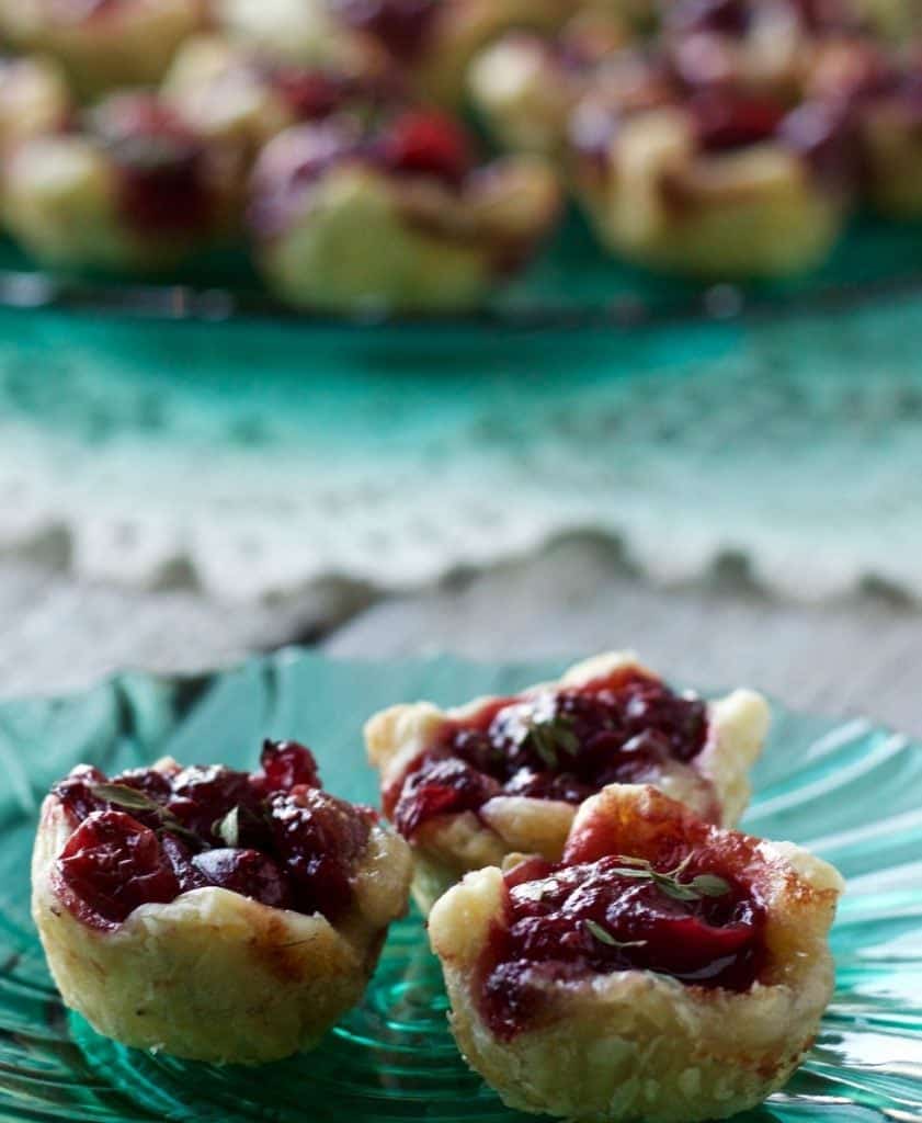 Cranberry Raspberry Brie Bites