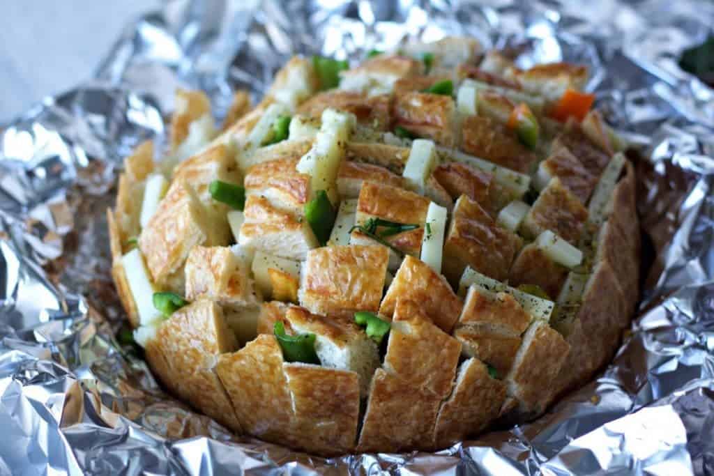 Mozzarella Cheesy Bread With Garlic Butter 2 Cheesy Bread
