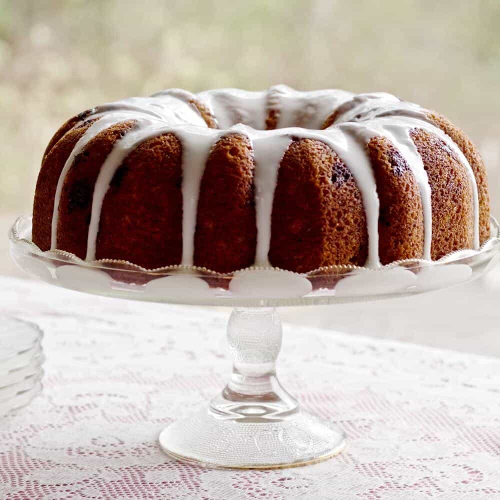 Blueberry Lemon Chia Seed Bundt Cake Http://Homemadefoodjunkie.com