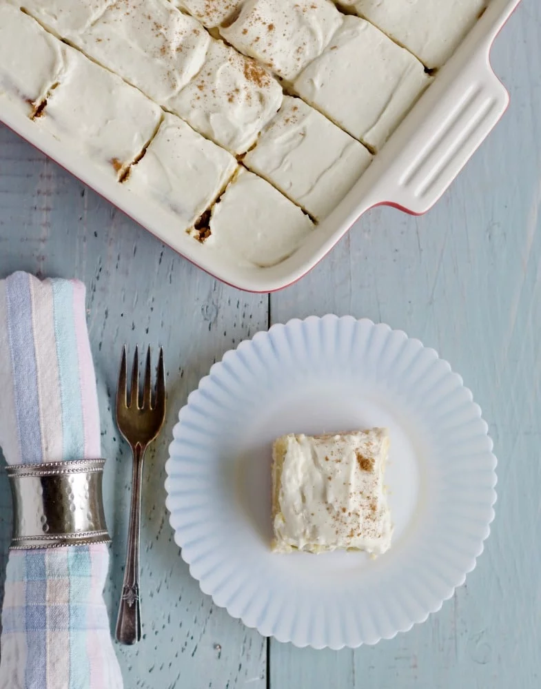 Creamy Rhubarb Shortbread Squares