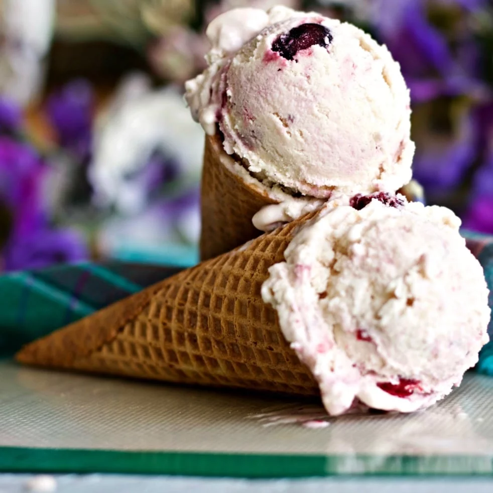 Berry Buttermilk Ice Cream Full Of Delicious Flavor And Brusting With Berries. No White Sugar In This Creamy Recipe. Http://Homemadefoodjunkie.com