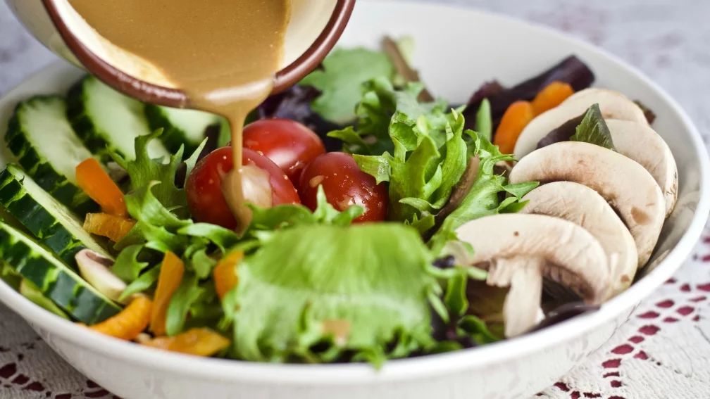 Creamy Balsamic Dressing Pour