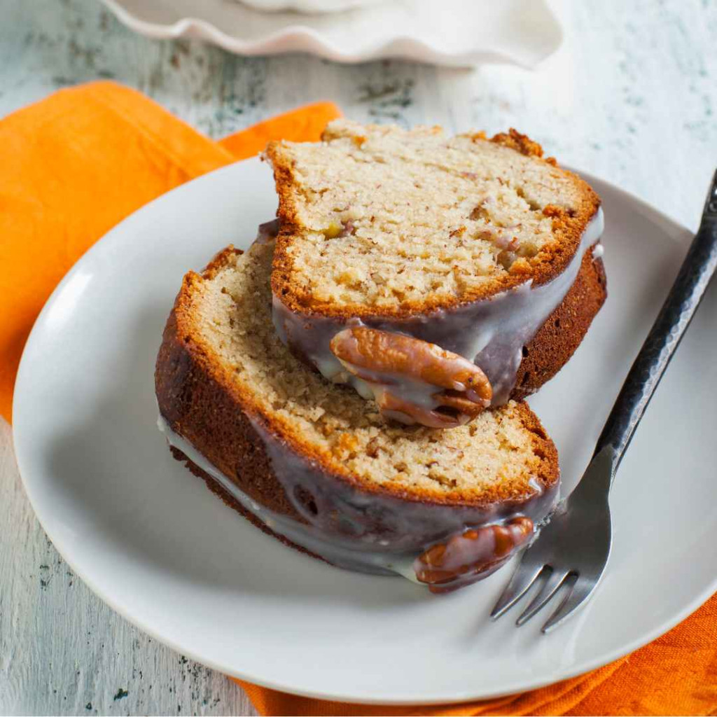 Apple Bundt Cake 1