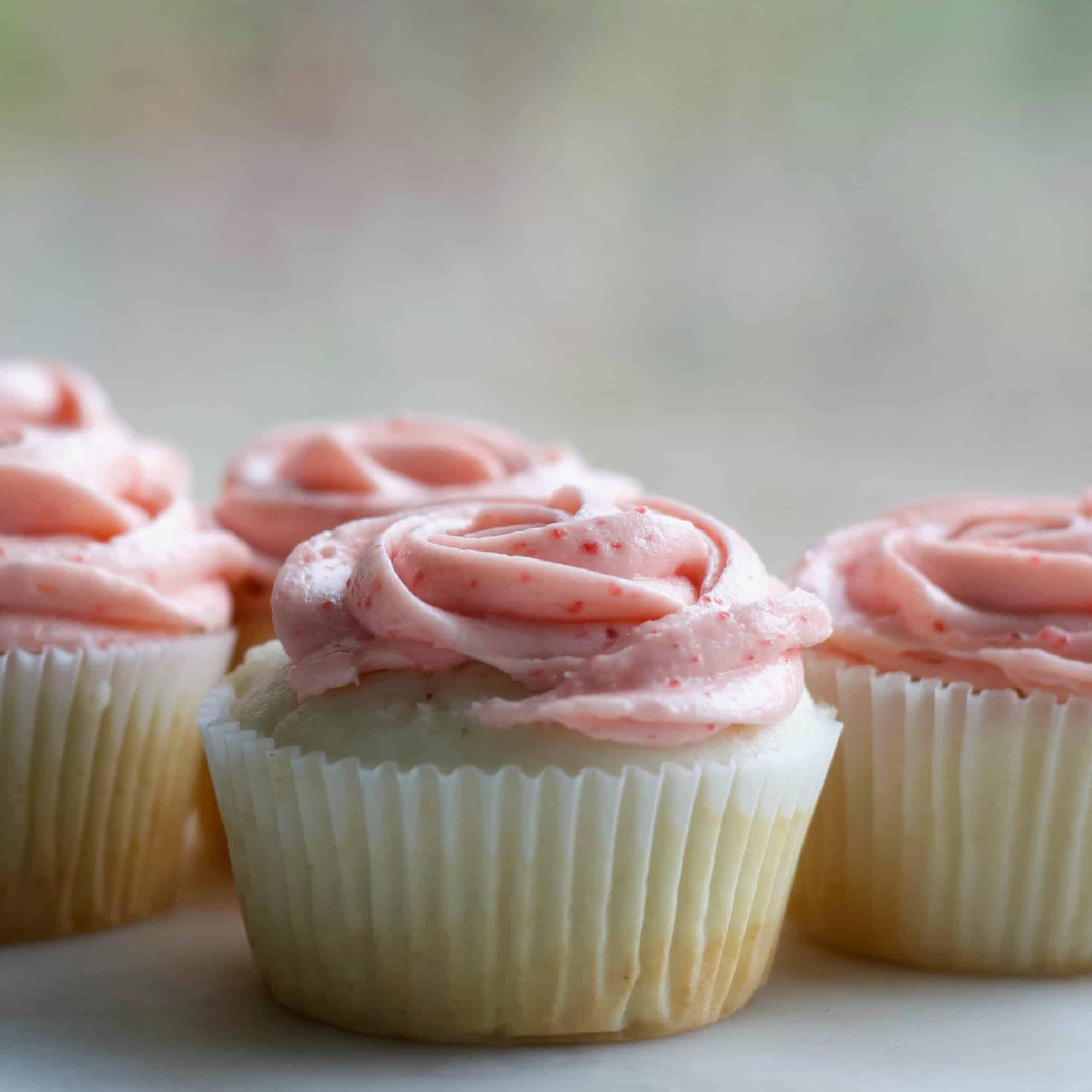 Moscato Cupcakes With Strawberry Buttercream