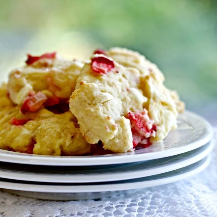 Strawberry White Chocolate Cookies