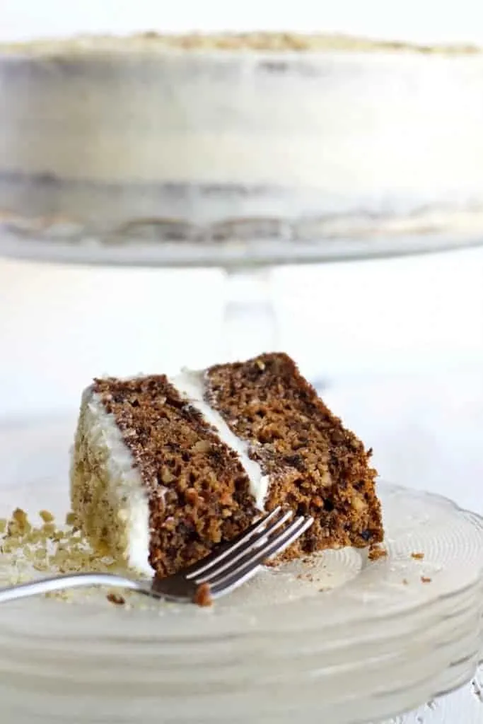 Whole Carrot Cake And Slice