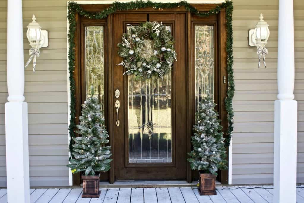 Finished Christmas Porch Decor