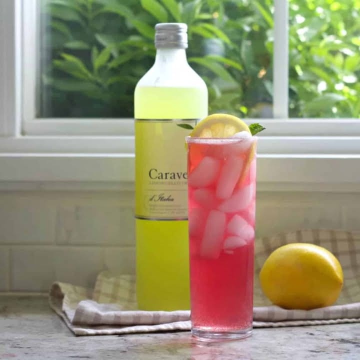 Pink Lemonade vodka cocktail with limoncello