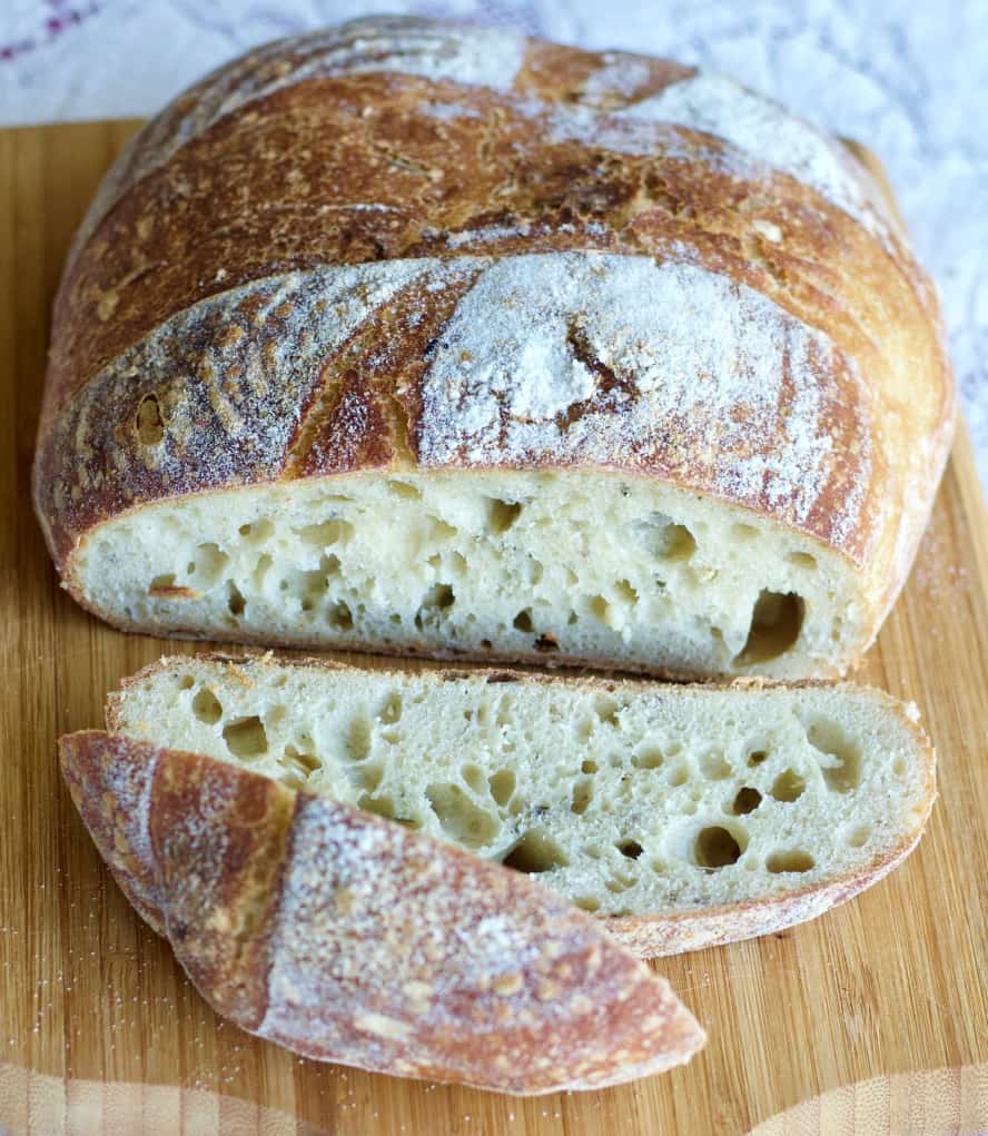 Sliced Roasted Garlic Sourdough