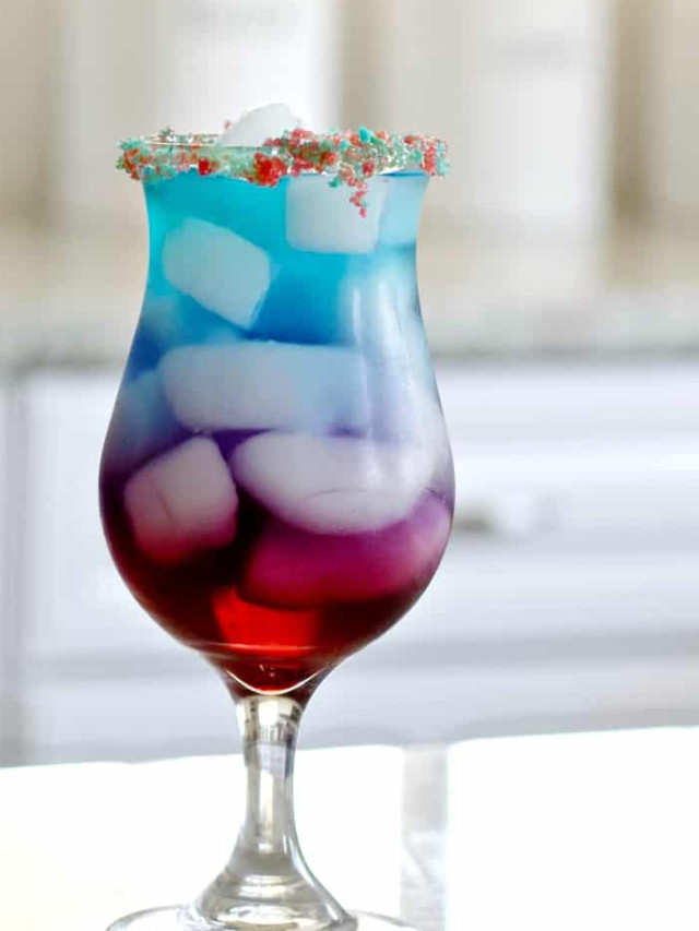 Fun Smirnoff Red White and Berry Firecracker Cocktail Homemade Food