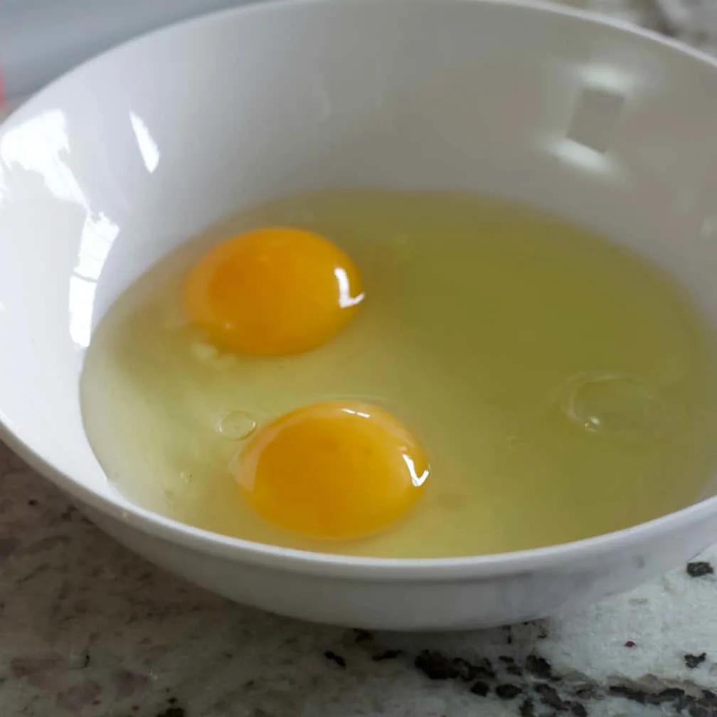 2 Fresh Eggs
