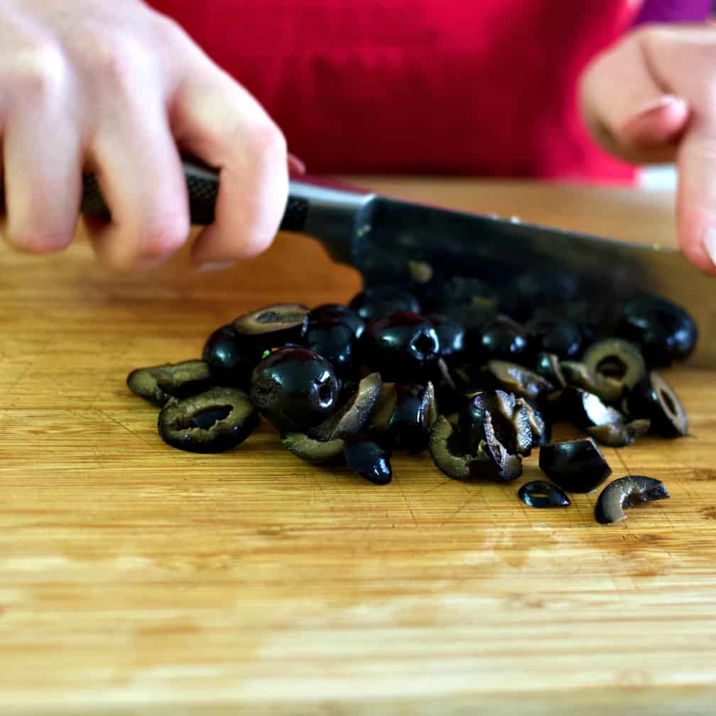 Italian Chopped Salad Recipe 10 Dice Black Pitted Olives-Italian Chopped Salad