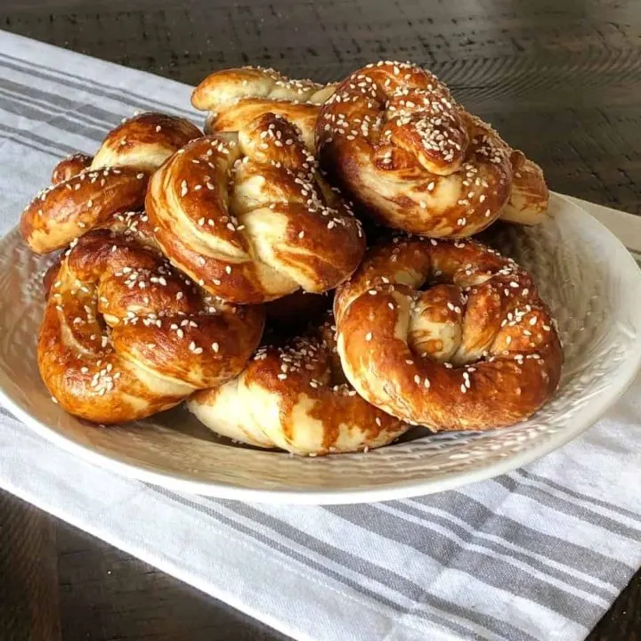 Baking soda brush on method-nice browned sourdoughpretzels