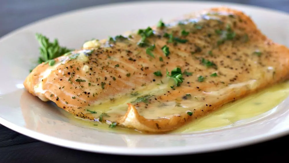 Salmon With Lemon Butter Sauce