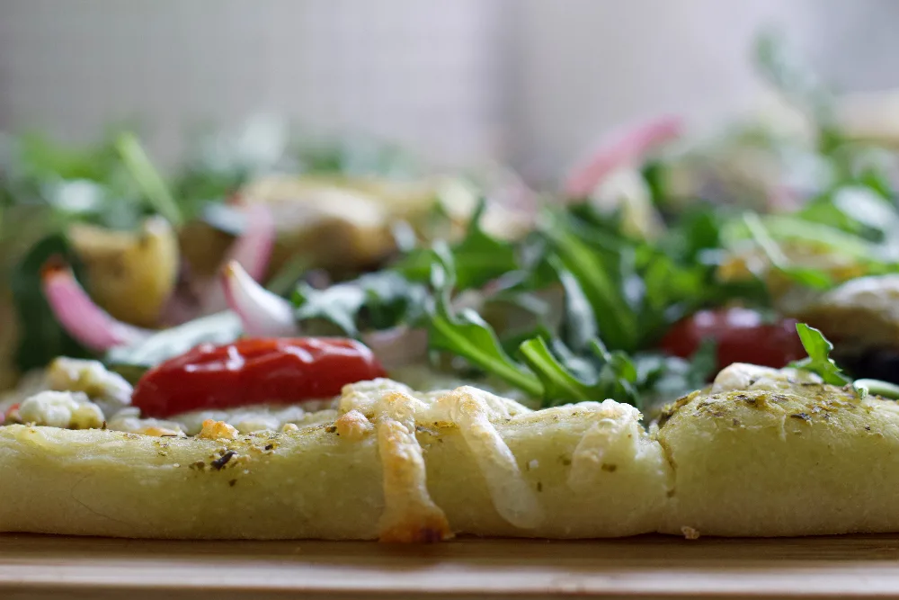 Flatbread With Mediterranean Toppings