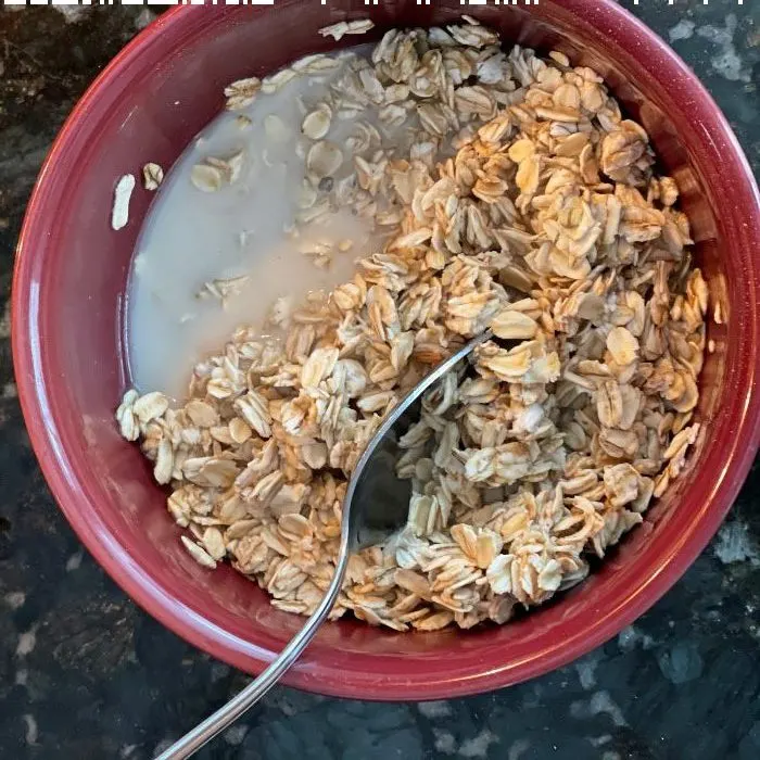 Mix 200G Oatmeal And 165G Water