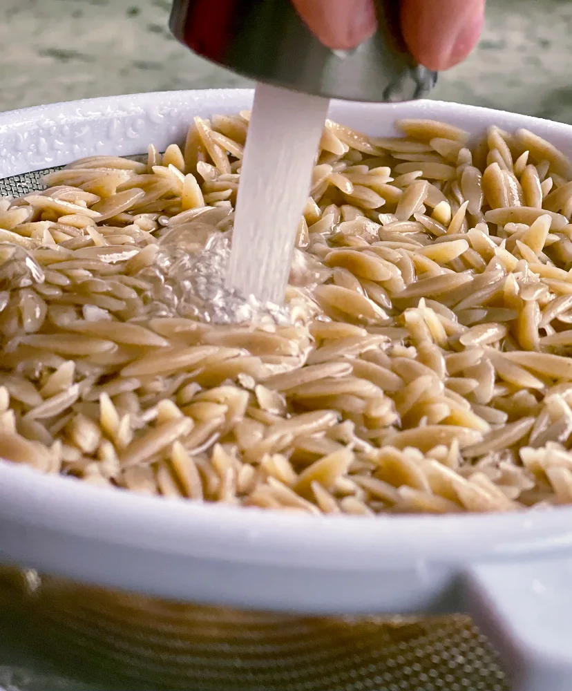 Cooling Cooked Orzo With Cold Water Rinse