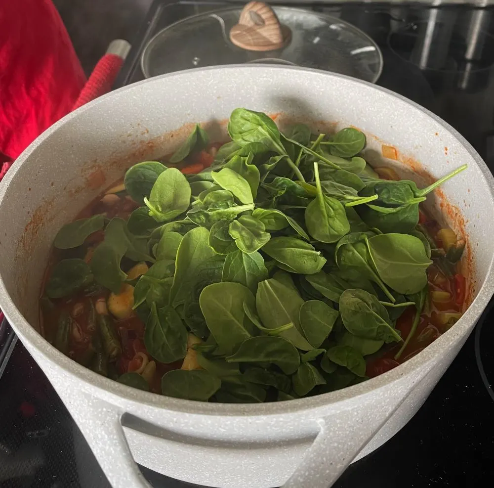 Spinach In Minestrone Soup