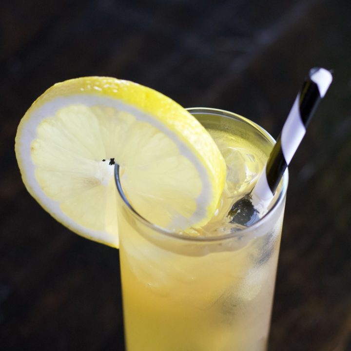 Arnold Palmer cocktail