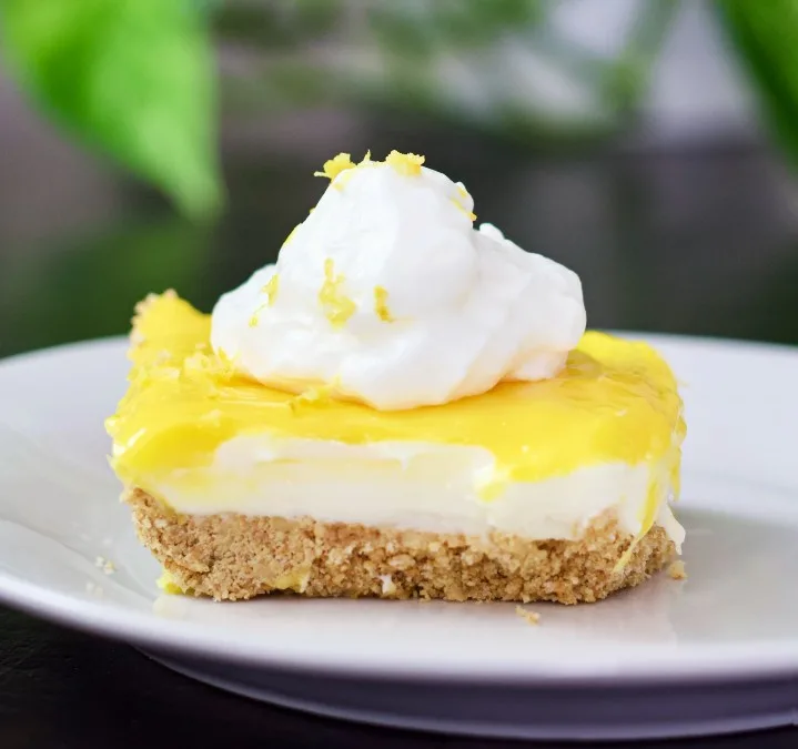 Lemon Cheesecake Bars 4