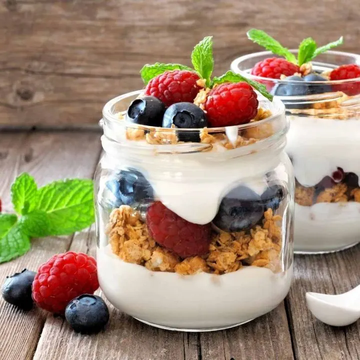 greek yogurt parfait