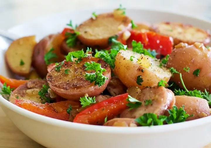 sausage and potatoes stir fry