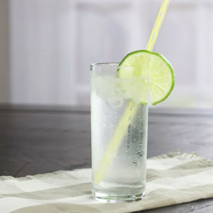 skinny vodka tonic