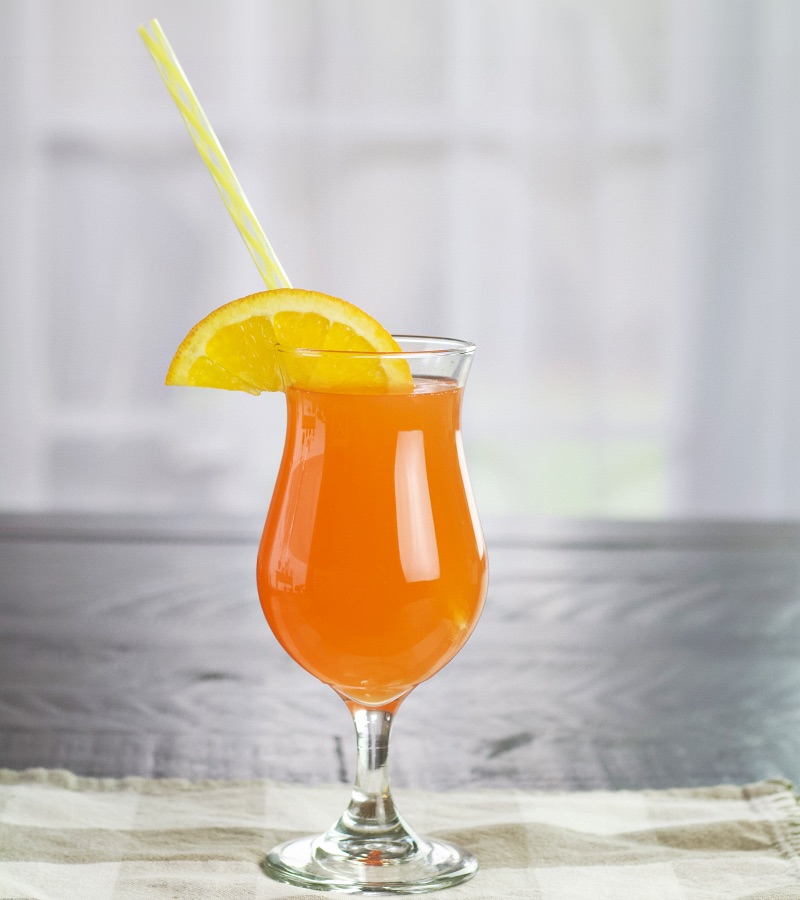 low calorie tequila drink with sparkling ice