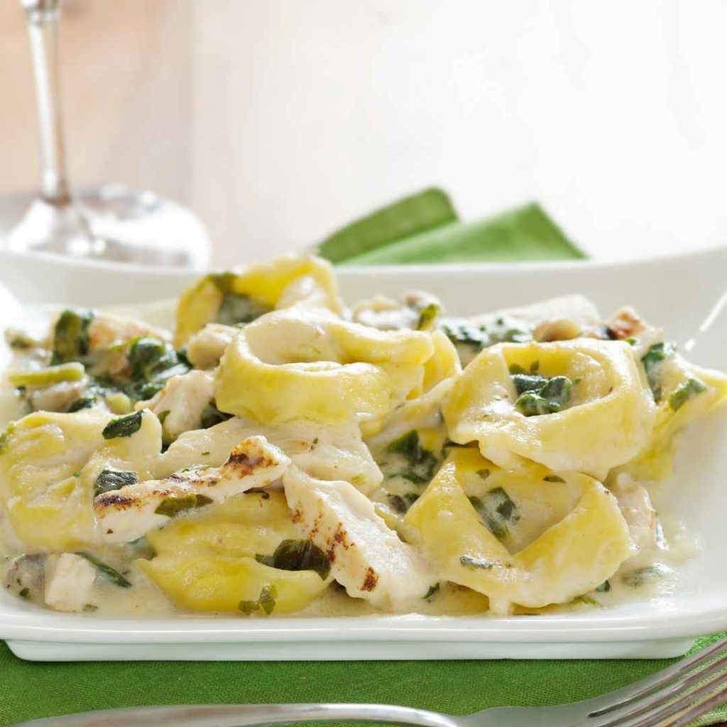 Delicious Chicken Tortellini Alfredo 1 Chicken Tortellini