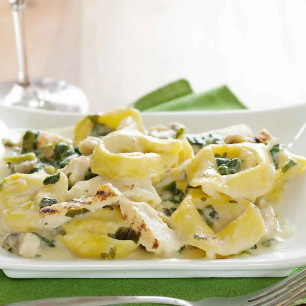 Delicious Chicken Tortellini Alfredo 1 Chicken Tortellini