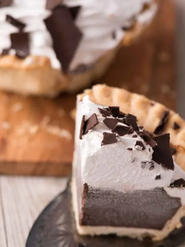 Cropped Chocolate Pudding Pie
